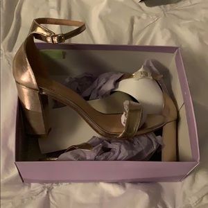 Madden girl block heels brand new